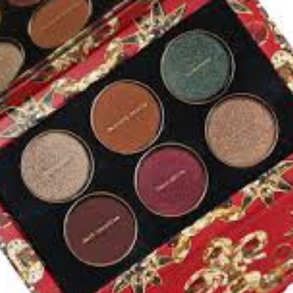 Pat McGrath for @Alyssaarielle88